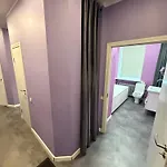 Centre Spacious Apartment, Up To 7, Self-checkin & Wi-fi Apartment *