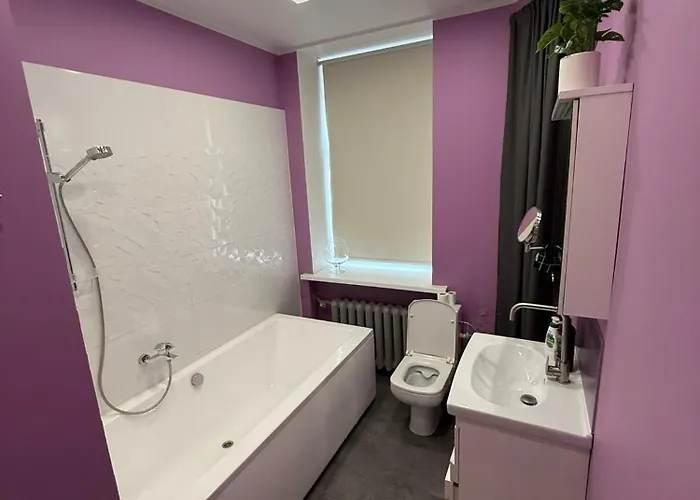 Apartment Centre Spacious Apartment, Up To 7, Self-checkin & Wi-fi Riga