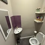 Centre Spacious Apartment, Up To 7, Self-checkin & Wi-fi