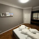 Centre Spacious Apartment, Up To 7, Self-checkin & Wi-fi Lejlighed *